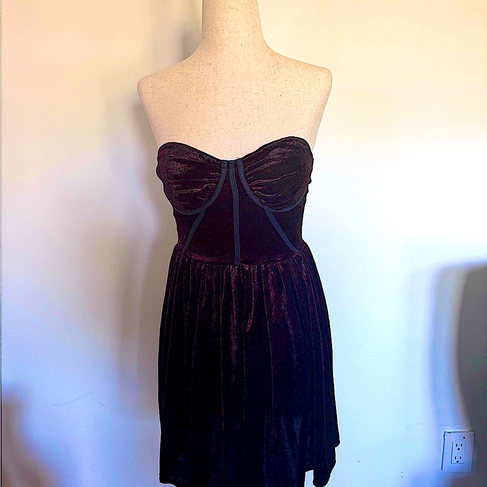 Elegant Strapless Corset Dress